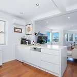 Beachside 2Bed Escape - Beach Views